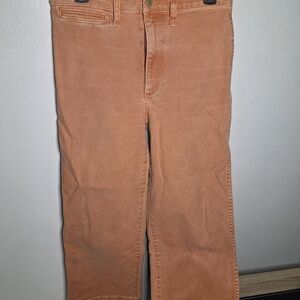 Women's Cropped Pants in Tan